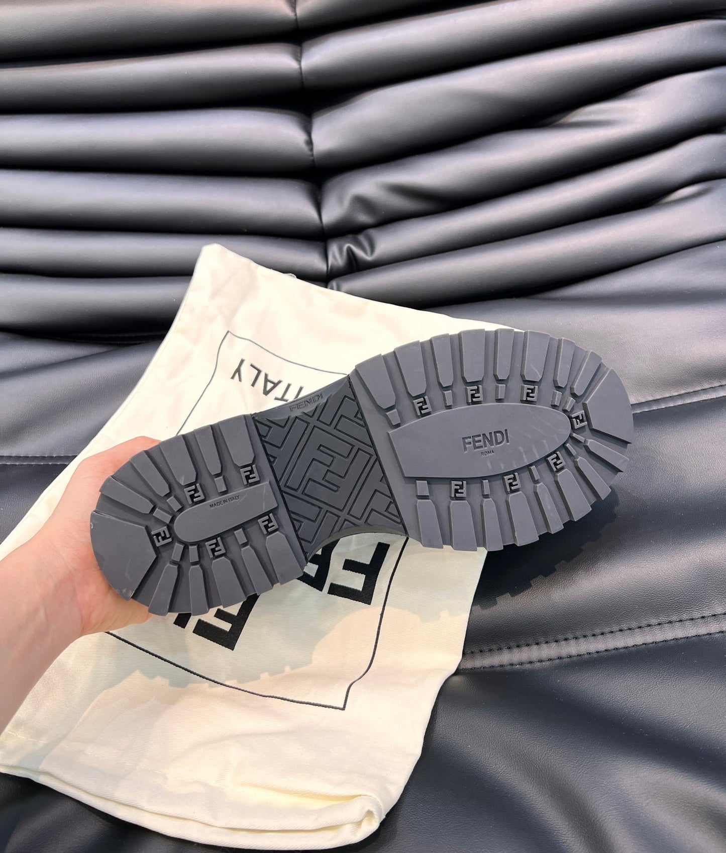 Luxury Shoes - FED - 098