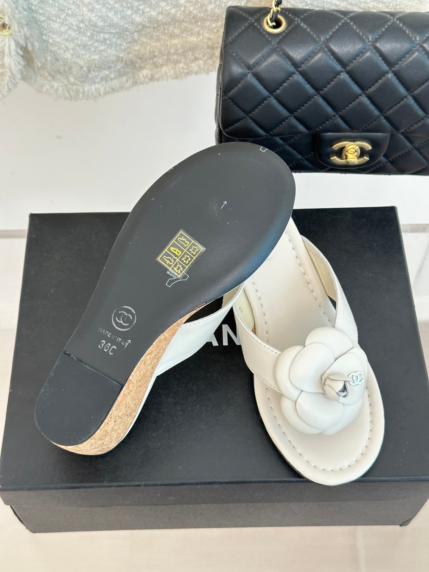 Luxury Shoes Sandals - CHL - 002