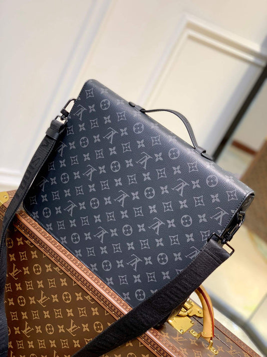 M20835 S Lock Briefcase Taurillon Monogram 39cm briefcase blue