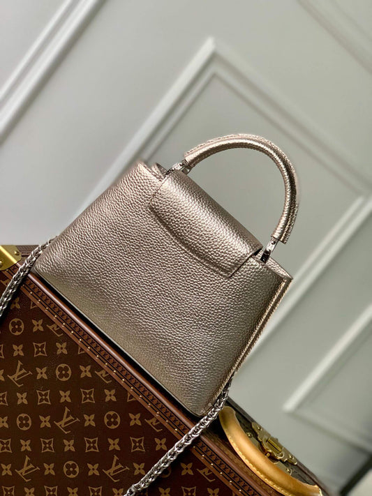 M21102 Capucines BB 27cm Etain Metallic Gray