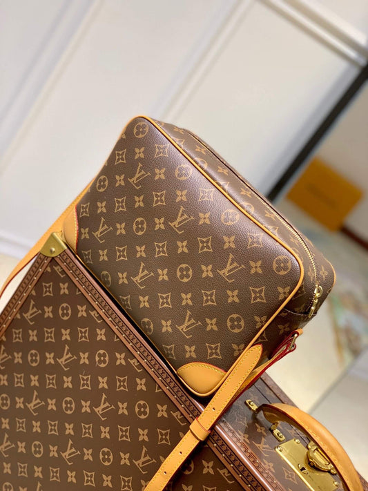 M51272 Vintage Unisex Monogram 29CM yellow