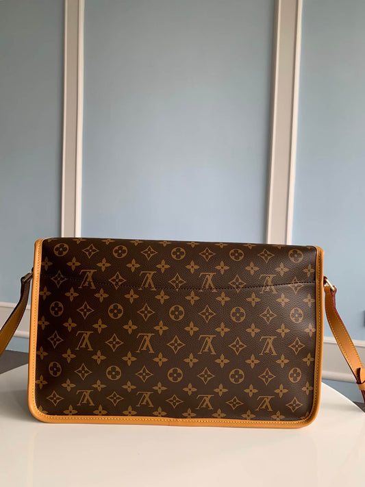 M51273 Boulogne Sac Plat Monogram 37CM