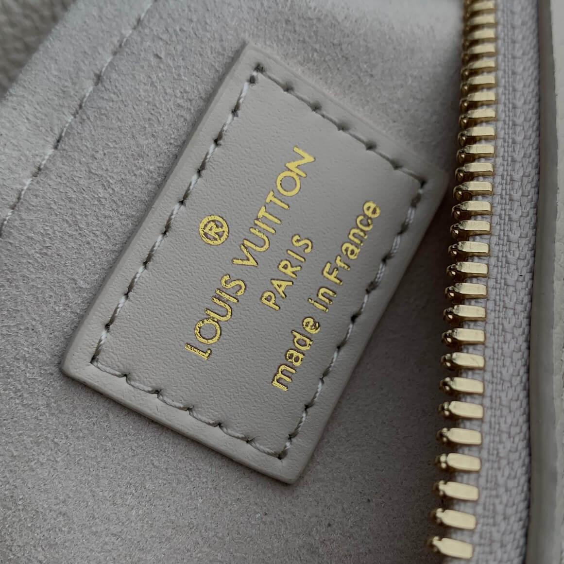 M58953 SPEEDY BANDOULIÈRE 20.5CM milk white Handbag