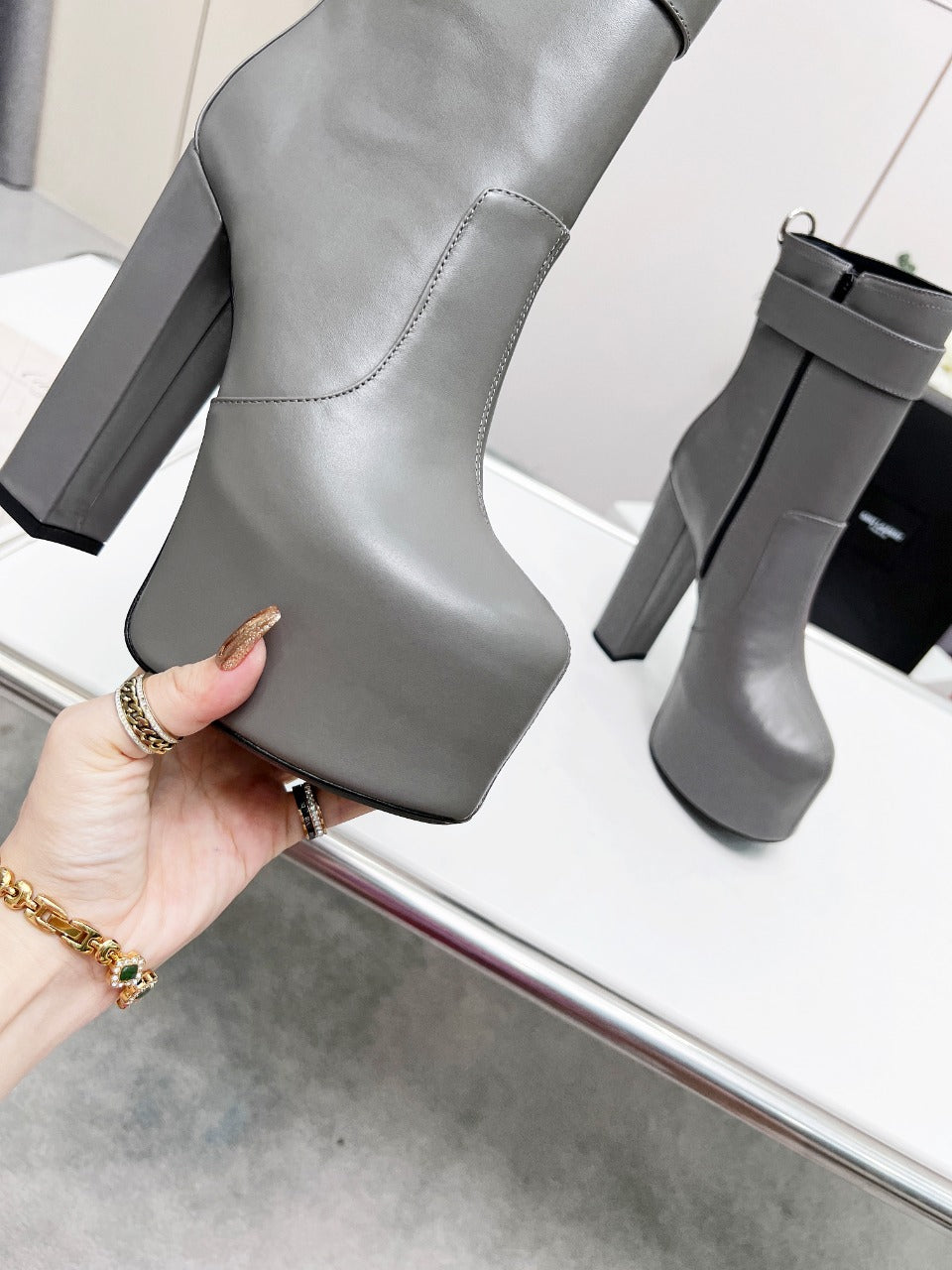 Luxury Shoes Sandals - SL - 499