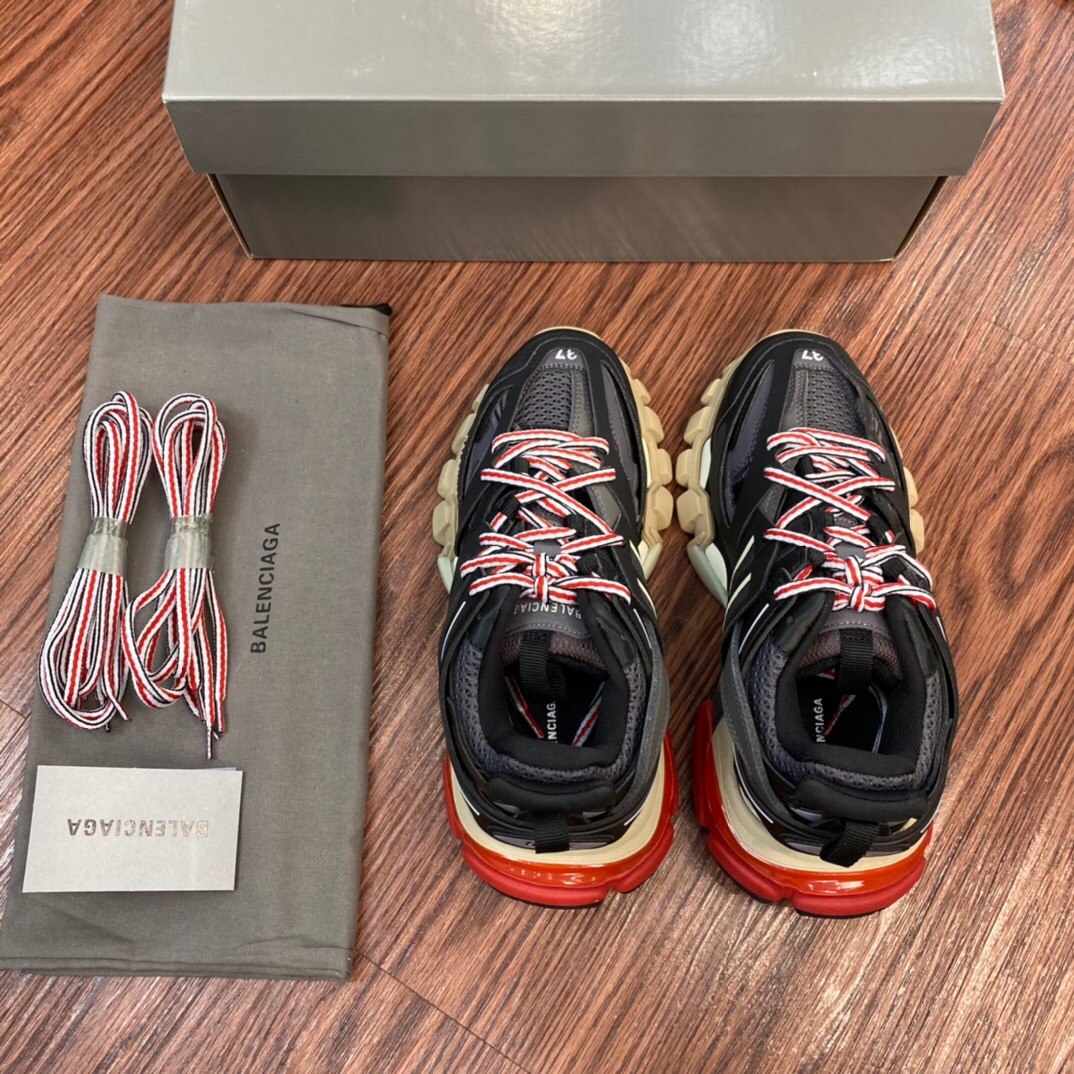 BL - Bla Track Trainer Black Red