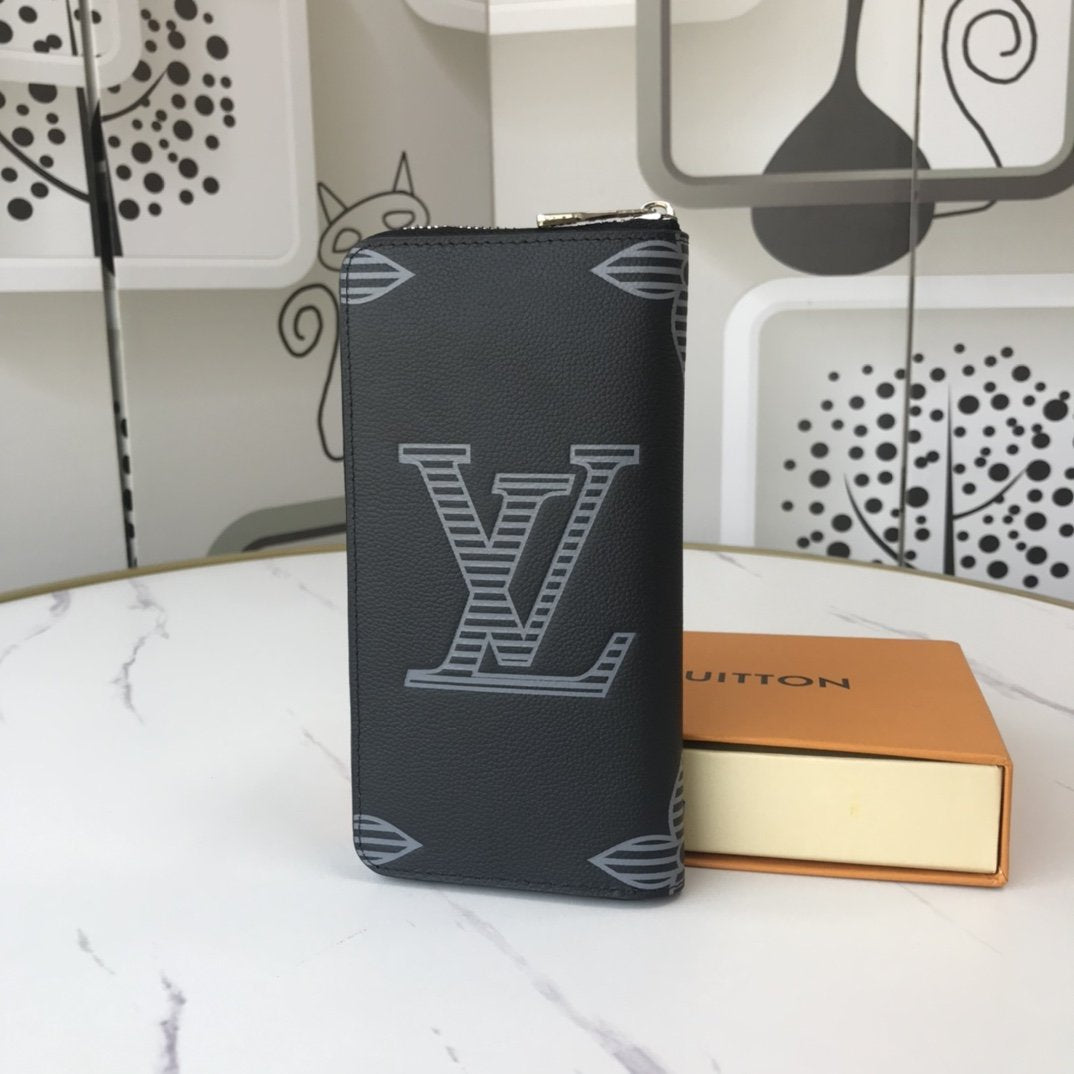 BL - High Quality Wallet LUV 069