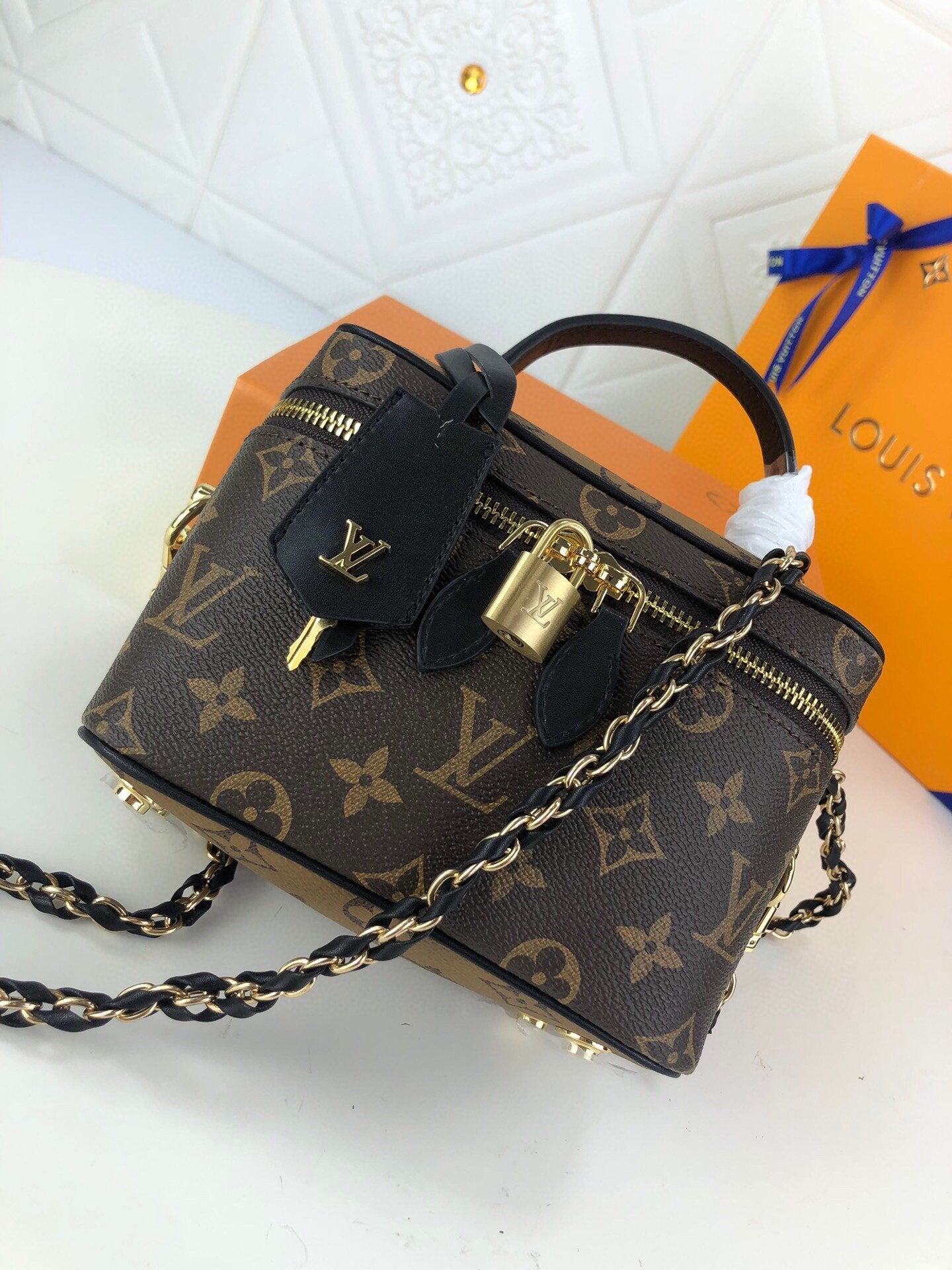 BL - High Quality Bags LUV 026
