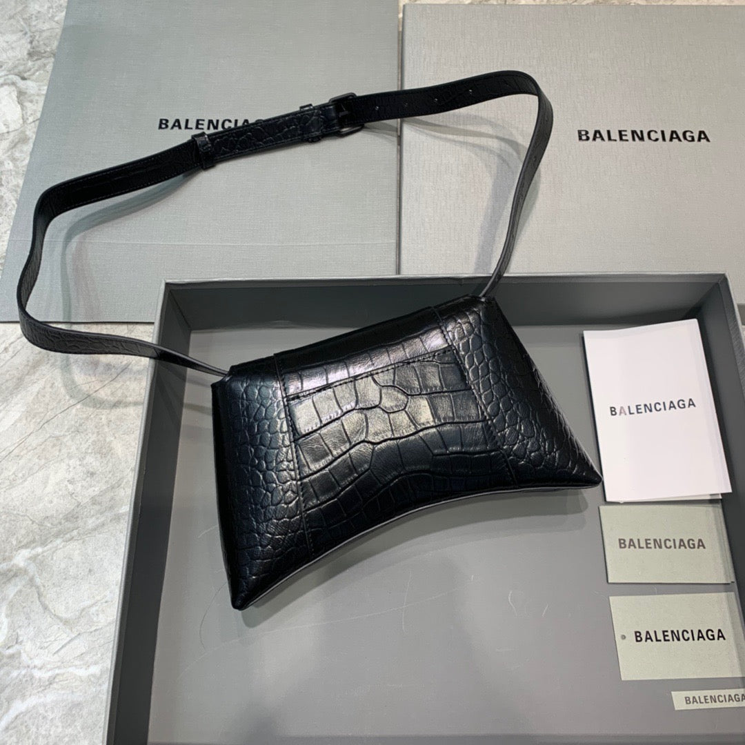 Balen Downtown XS Shoulder Bag In Black, For Women, Bags 10in/25cm 67135523E871000