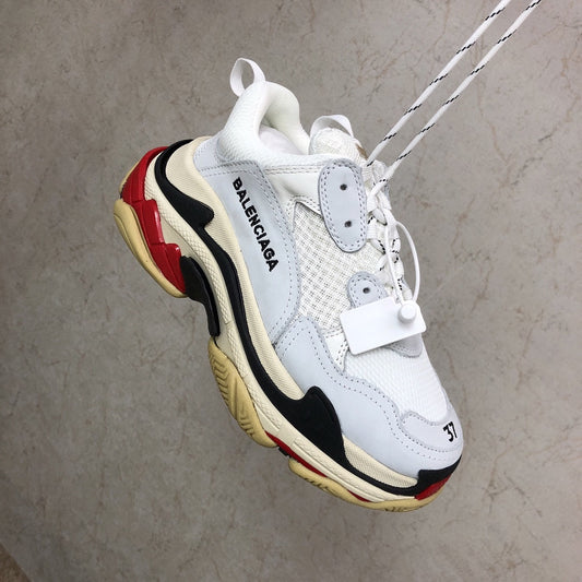 BL - High Quality Bla Sneaker 071