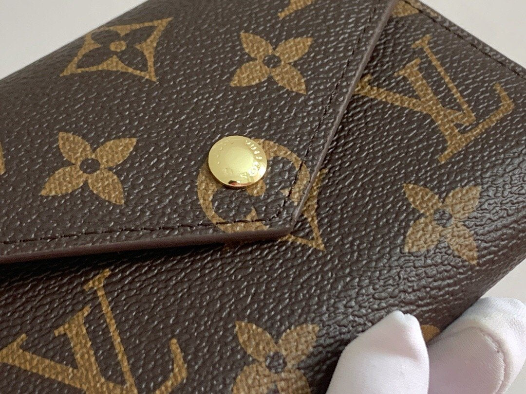BL - High Quality Wallet LUV 114
