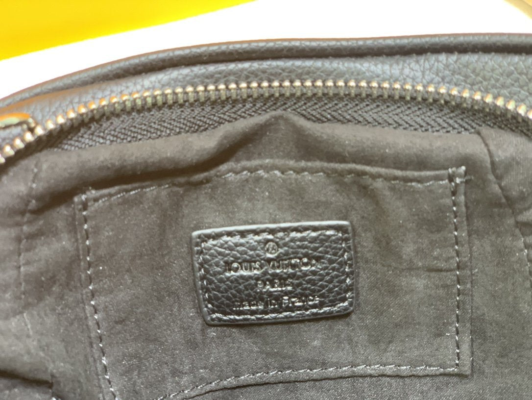 BL - High Quality Bags LUV 093