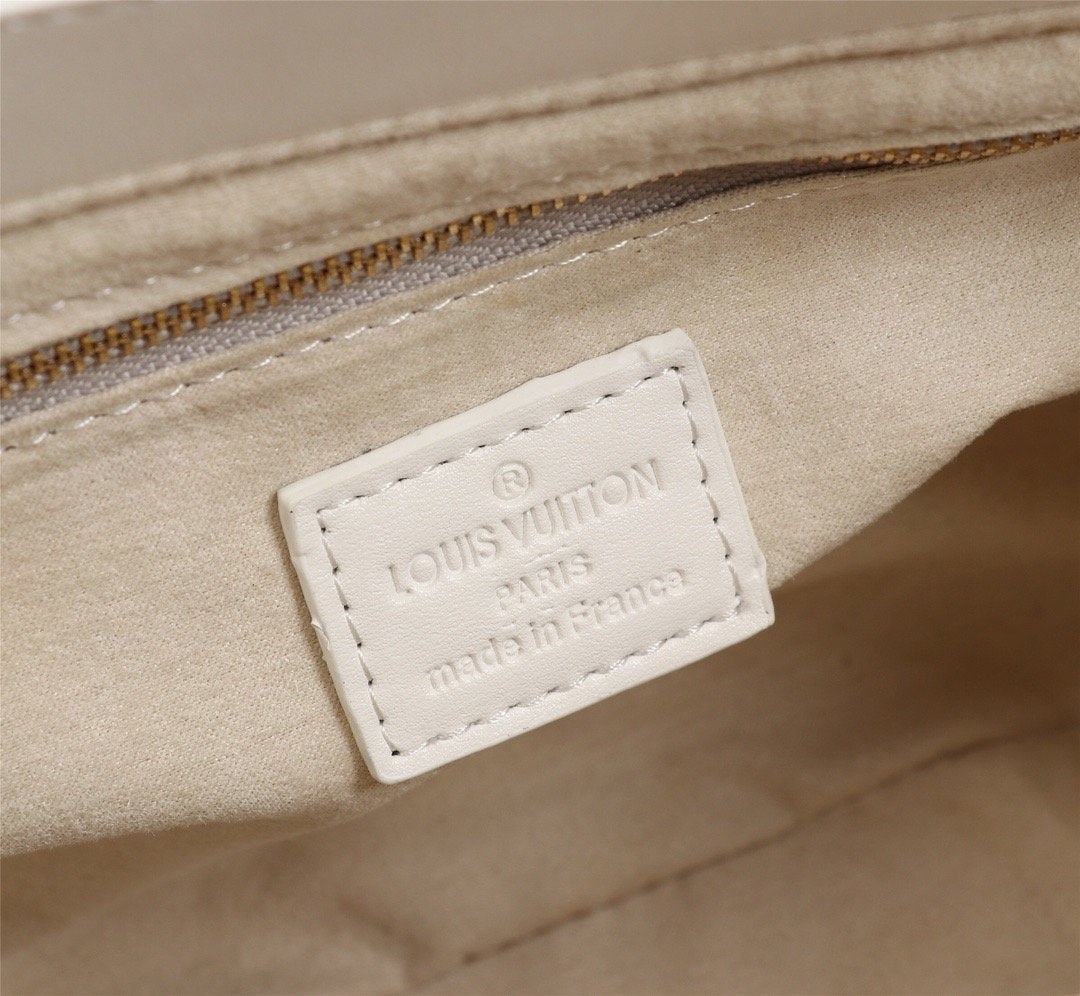 BL - High Quality Bags LUV 234