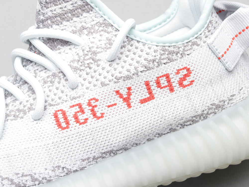 BL - Yzy 350 Combustible iBL Sneaker