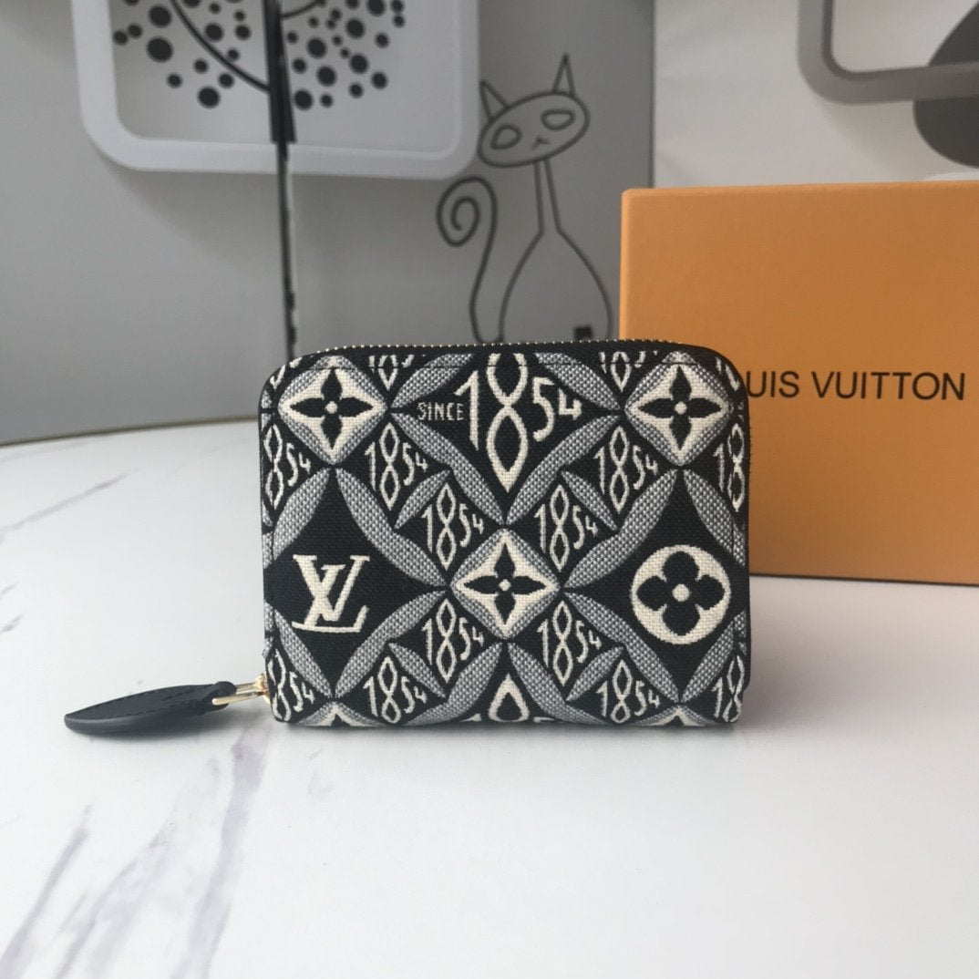 BL - High Quality Wallet LUV 023
