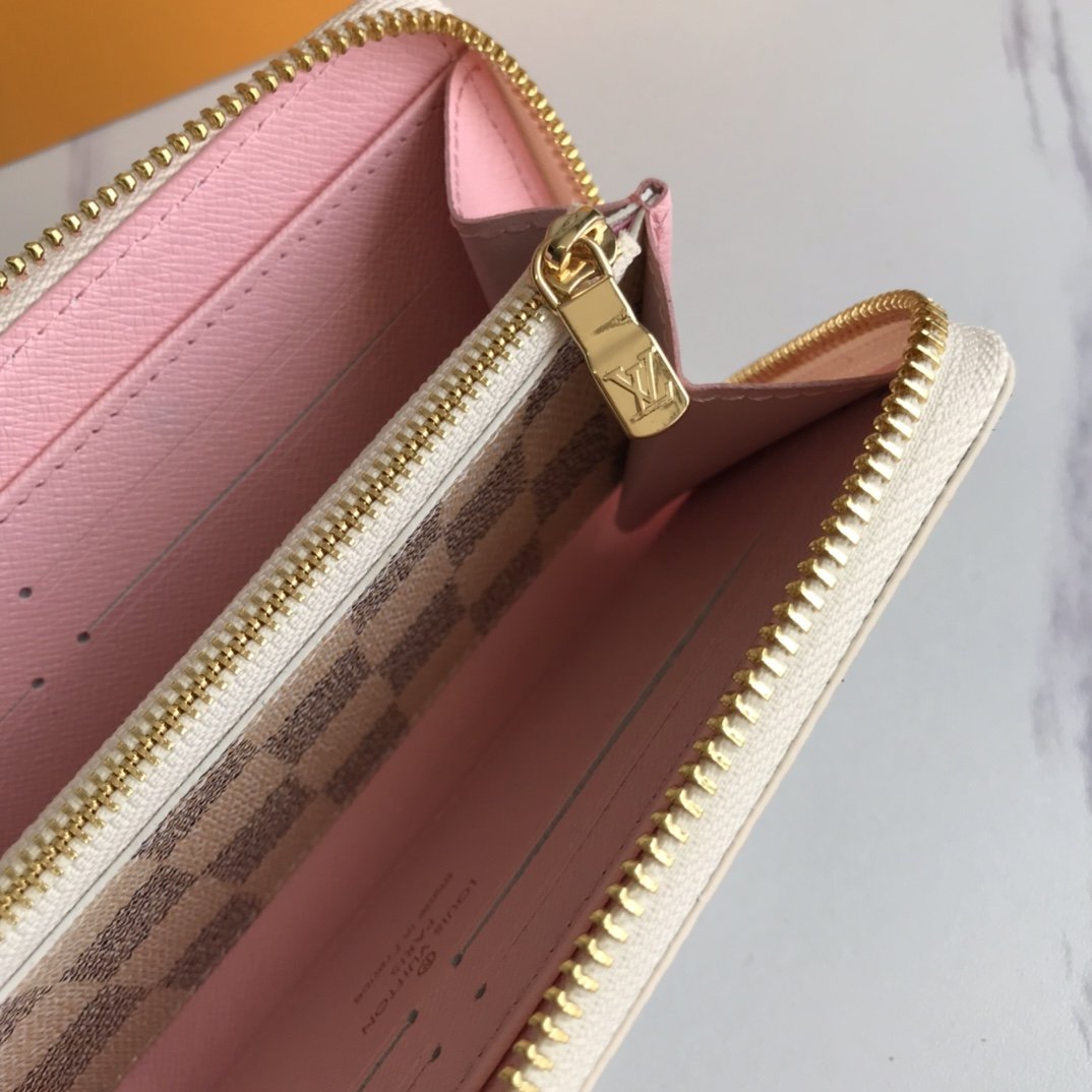 BL - High Quality Wallet LUV 019