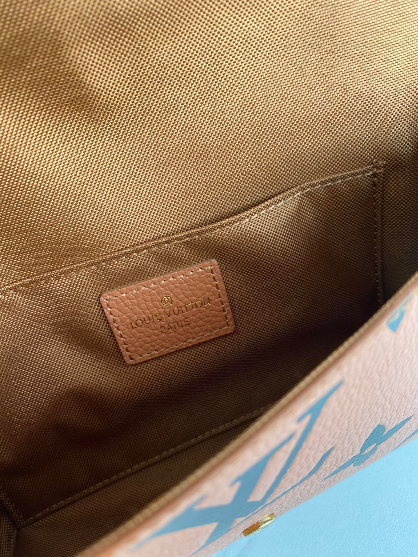 BL - High Quality Bags LUV 033