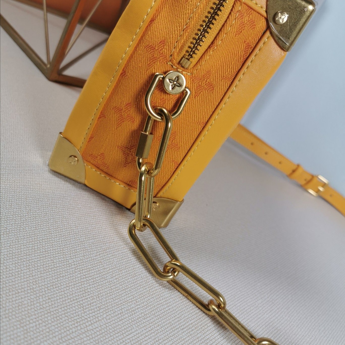 BL - High Quality Bags LUV 256