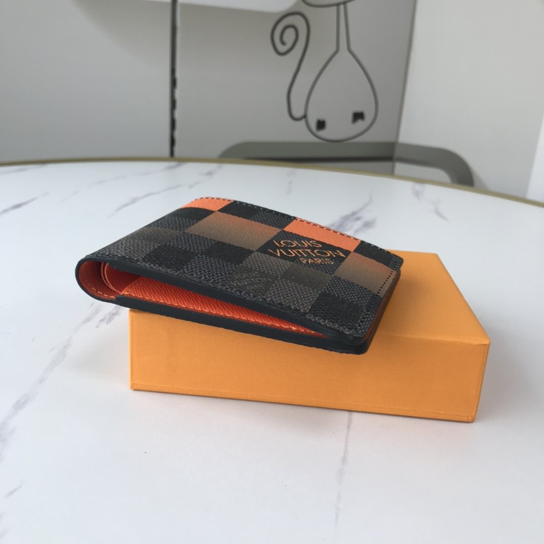 BL - High Quality Wallet LUV 044