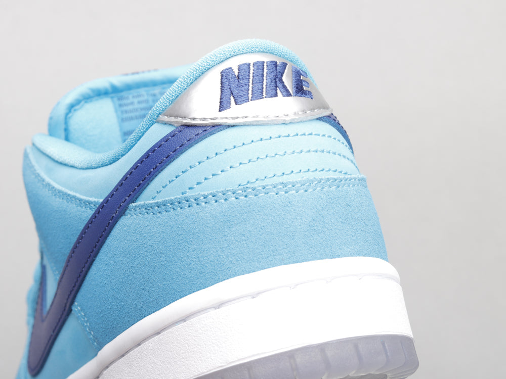 BL - NKE lake blue ice blue