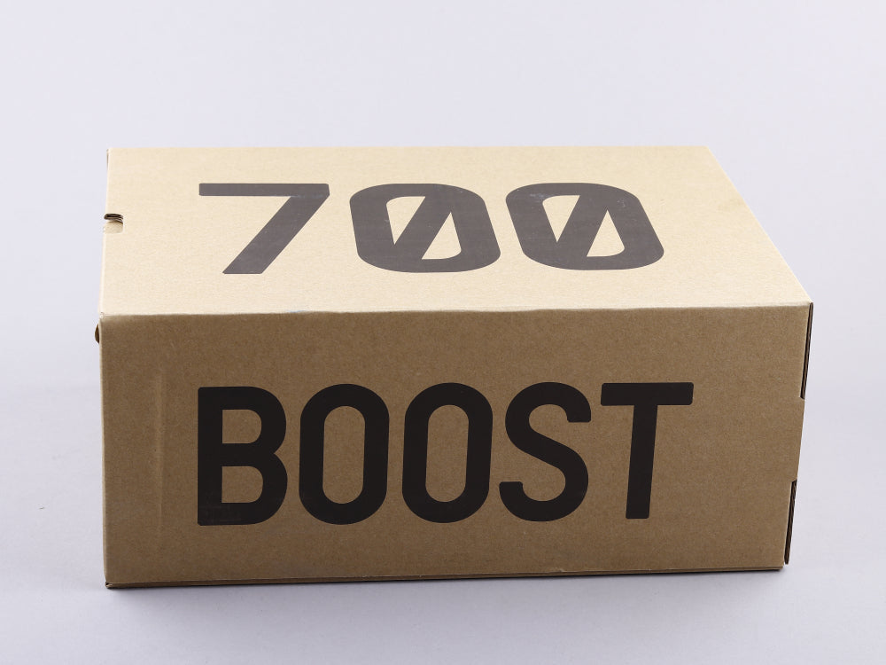 BL - Yzy 700 Geode Sneaker