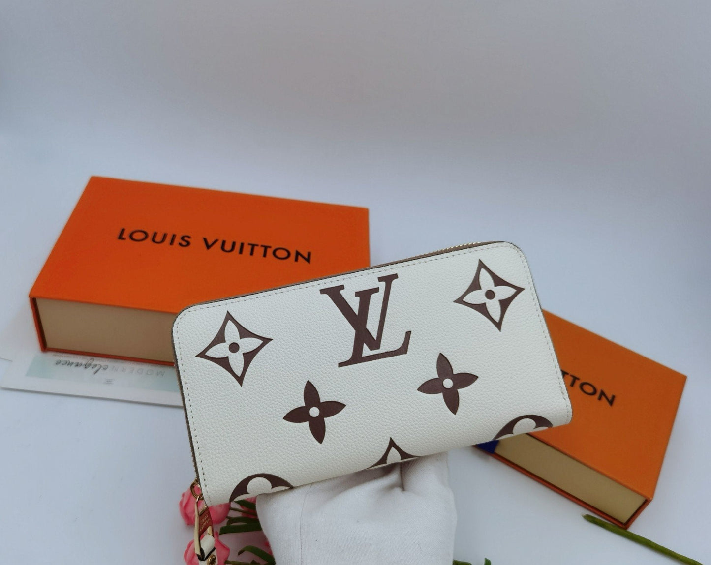 BL - High Quality Wallet LUV 002