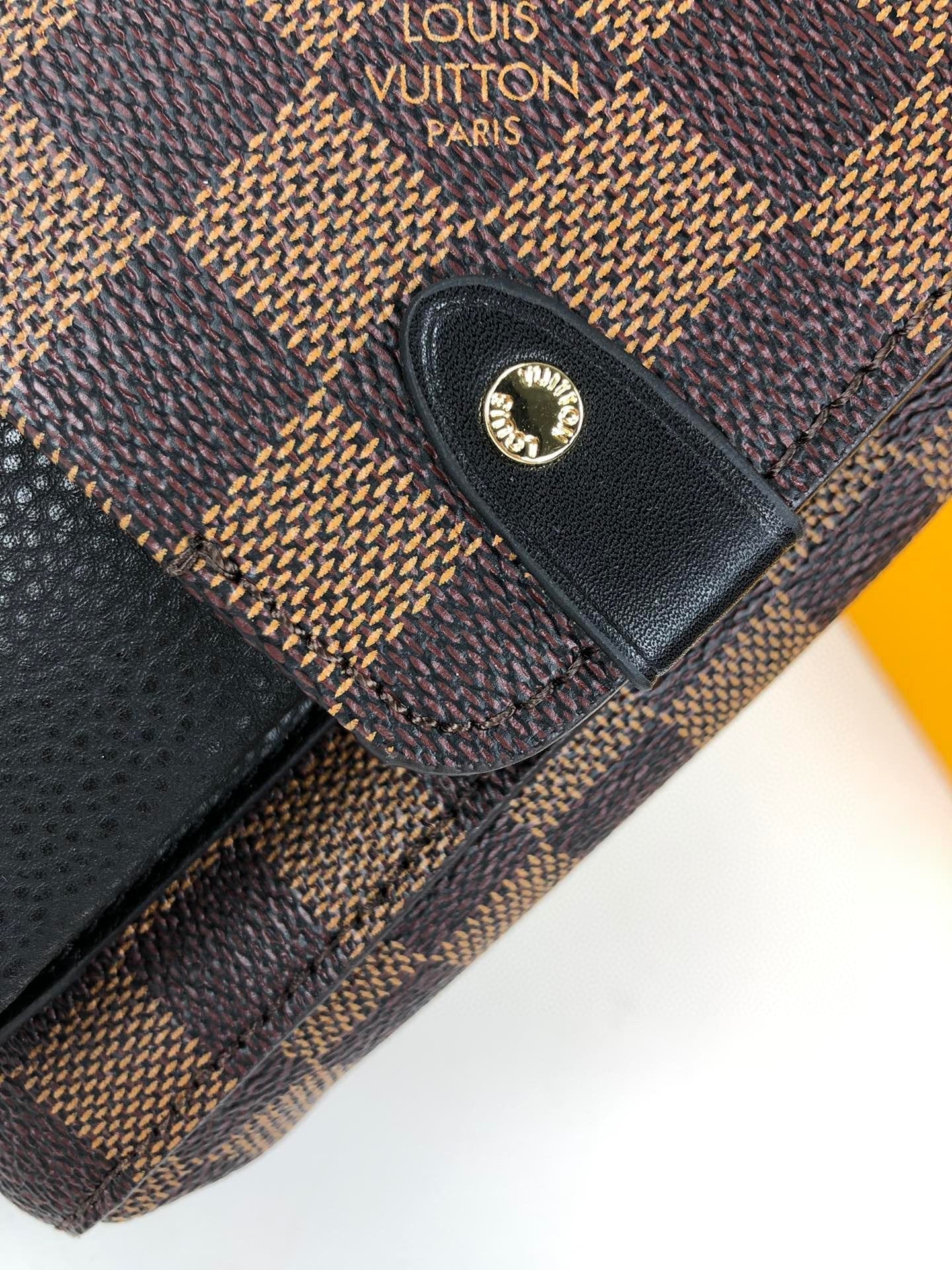 BL - High Quality Bags LUV 053