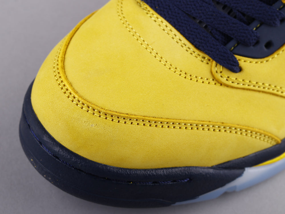 BL - AJ5 Michigan black and yellow