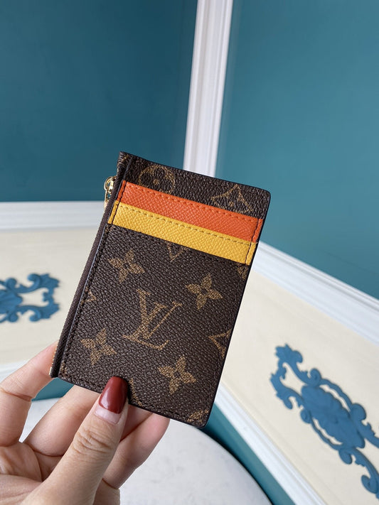 BL - High Quality Wallet LUV 021