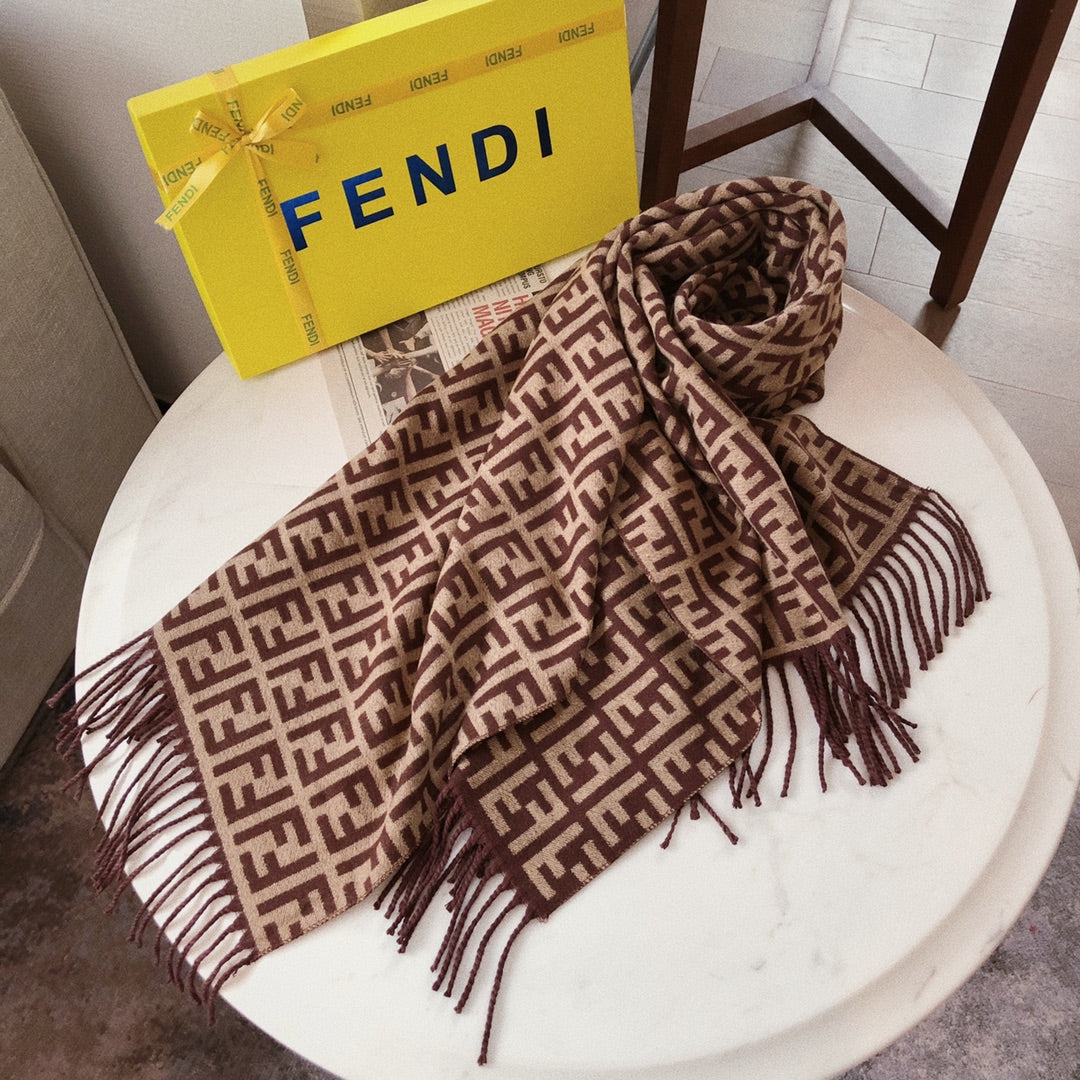 High Quality FEI Scarf 013
