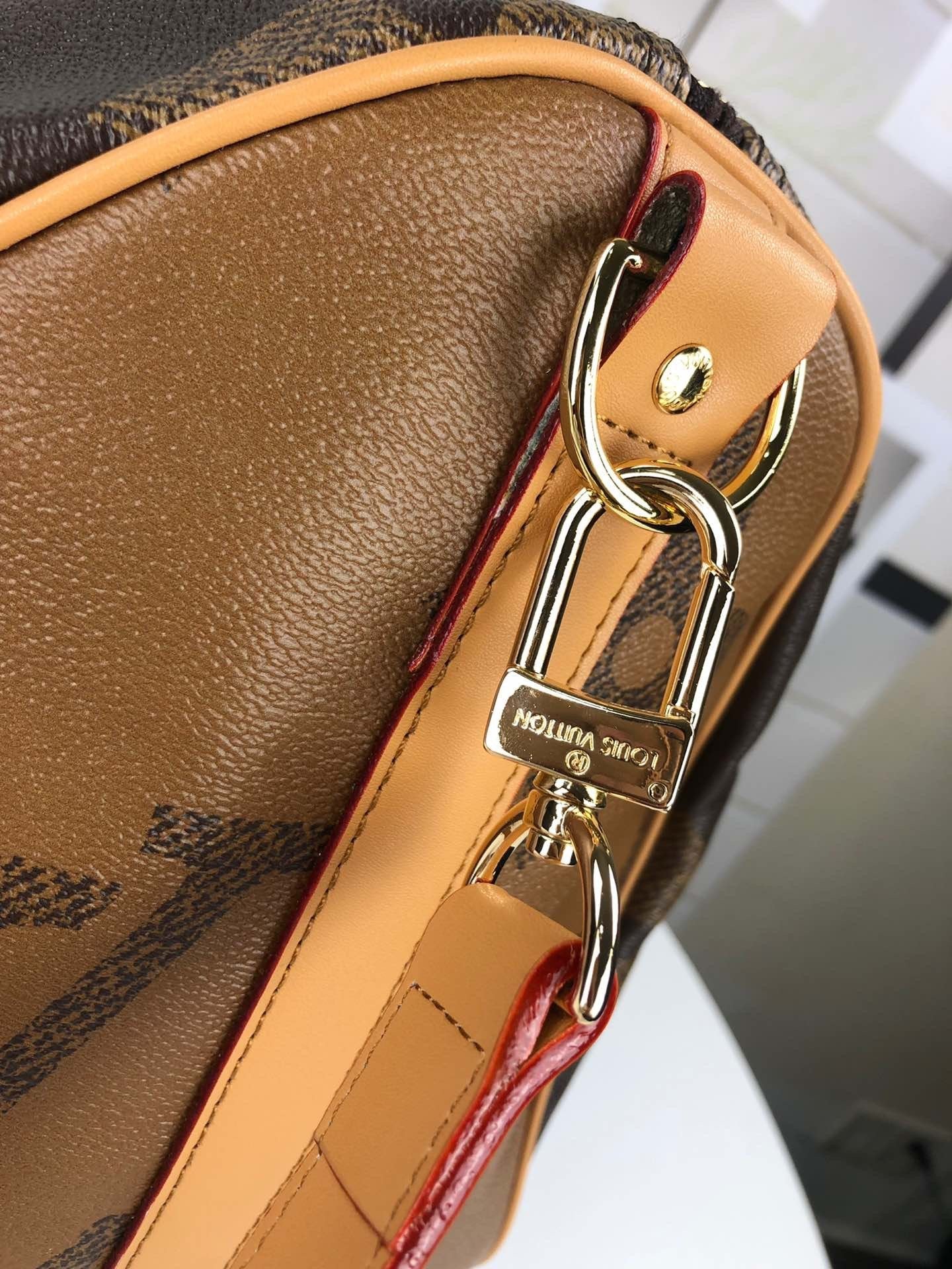 BL - High Quality Bags LUV 031