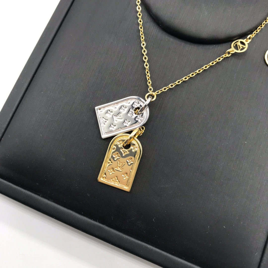 BL - High Quality Necklace LUV029