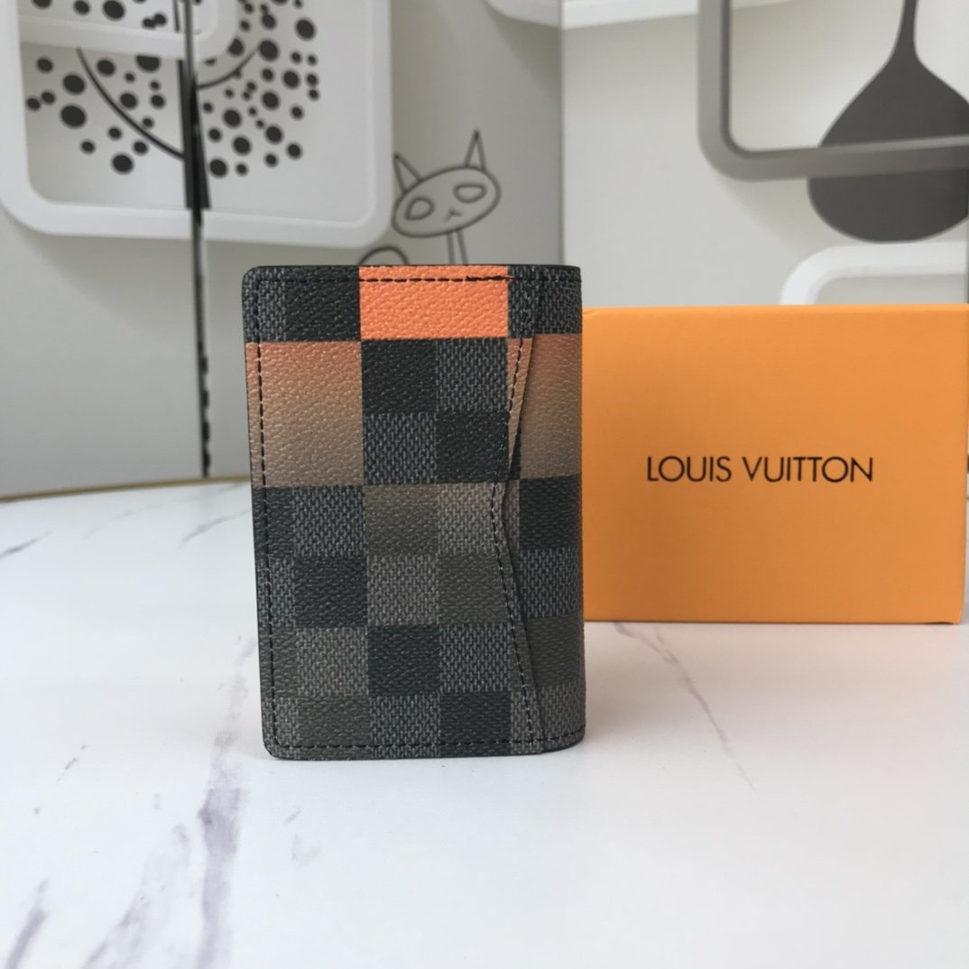 BL - High Quality Wallet LUV 041