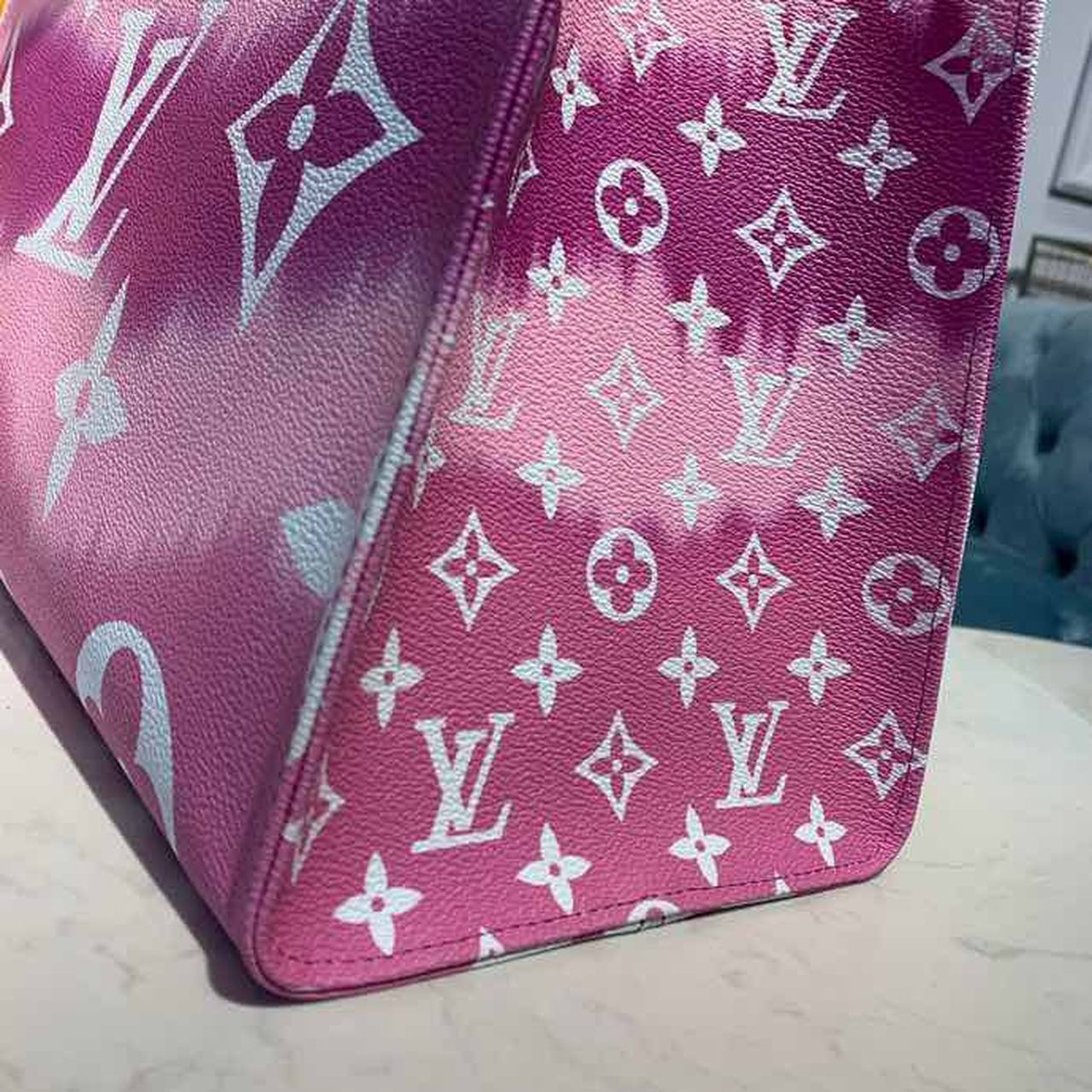 LV Escale Onthego GM Tote Bag Red For Women, Shoulder Bags 16.1in/41cm LV M45121