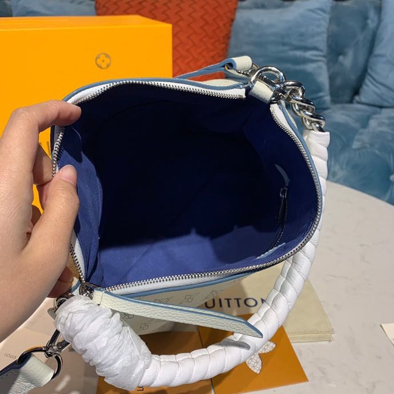 LV Beaubourg Hobo MM Ivory For Women, Shoulder And Crossbody Bags 12.6in/32cm LV