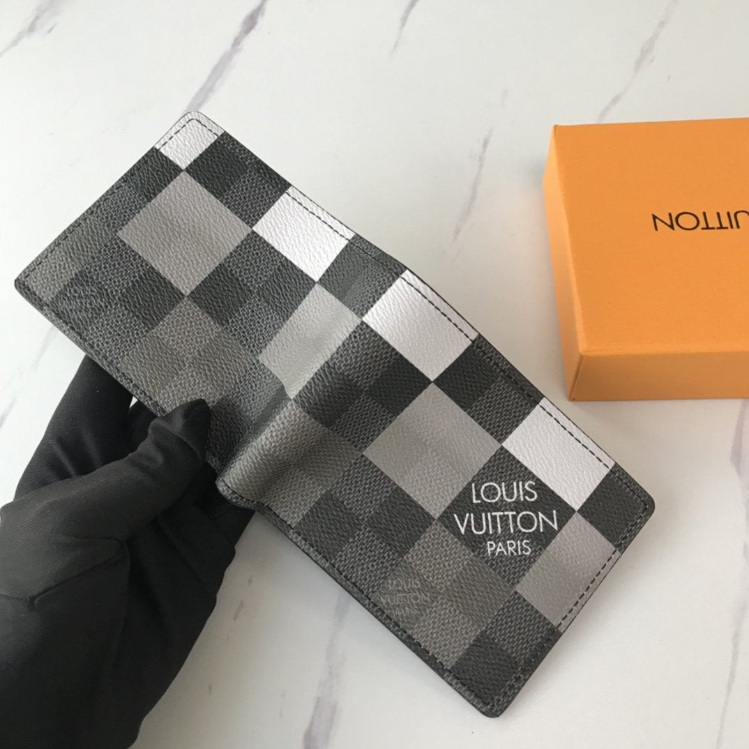 BL - High Quality Wallet LUV 045