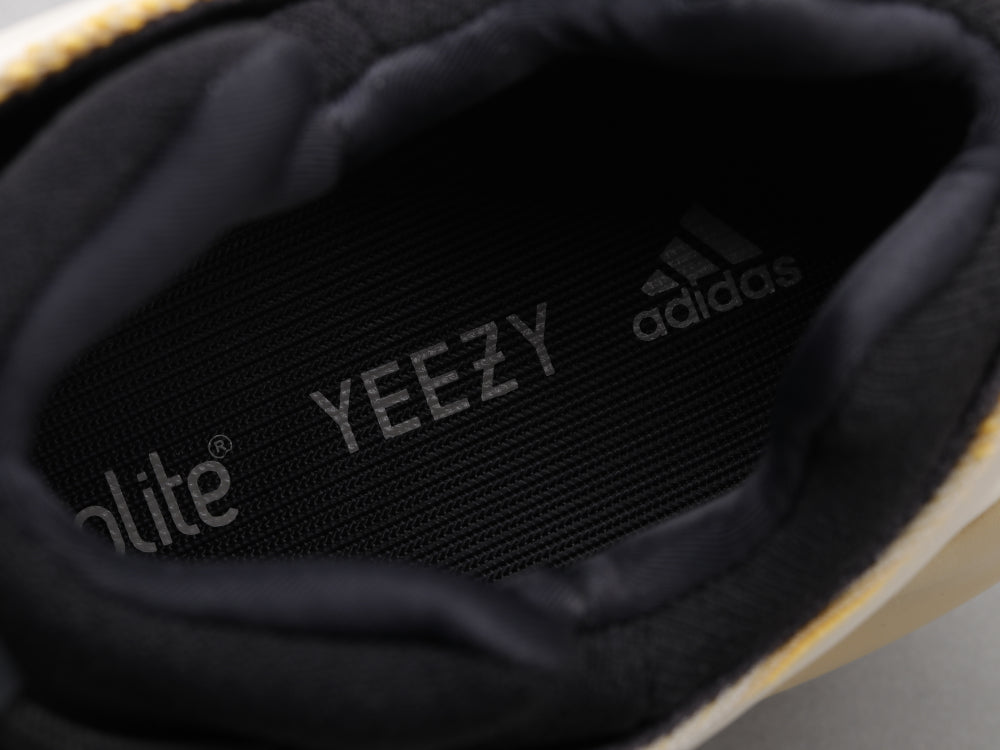 BL - Yzy 700 Beige Srphym Sneaker