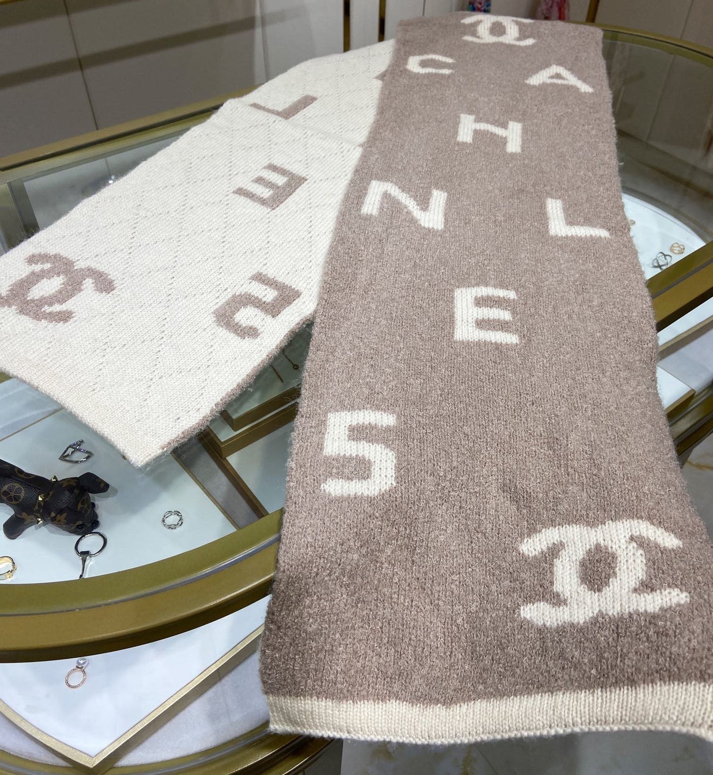 High Quality CHL Scarf 006