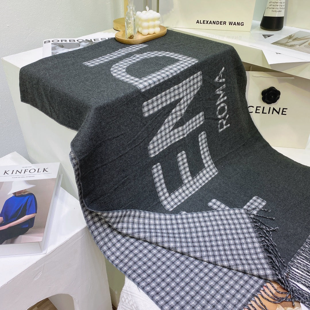 High Quality FEI Scarf 001