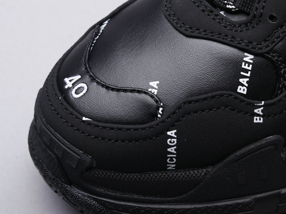 BL - High Quality Bla Sneaker 027