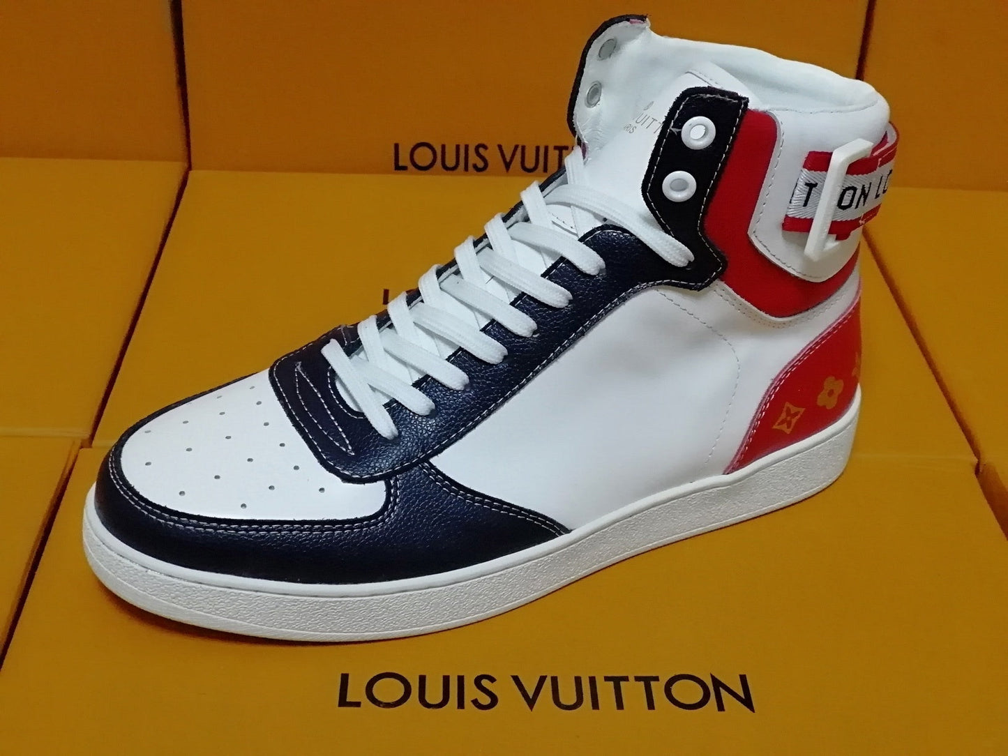 BL - Luv Rivoli Black Red Sneaker