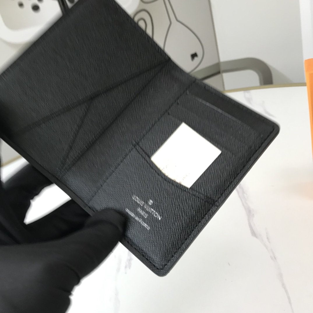 BL - High Quality Wallet LUV 013