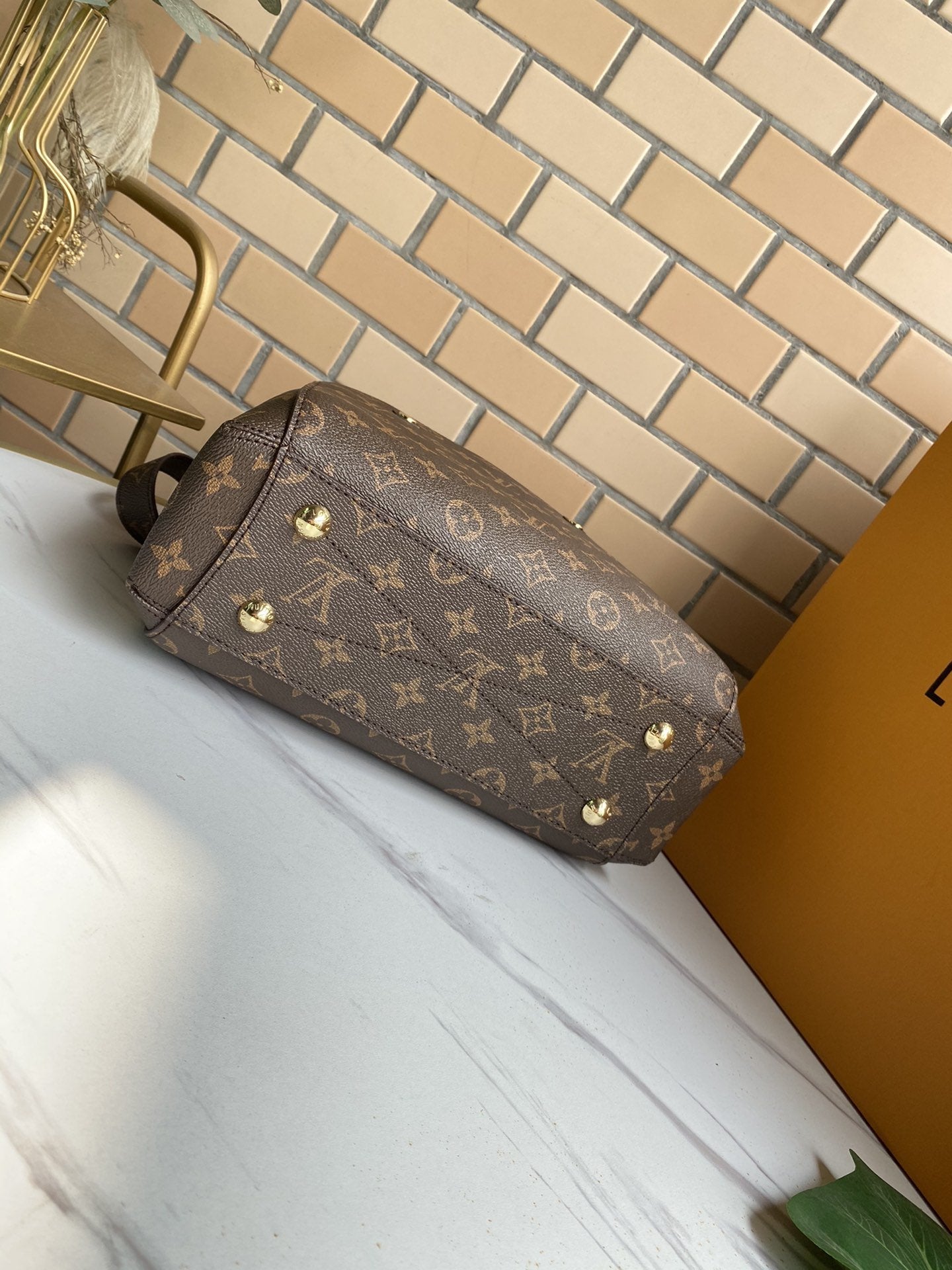 BL - High Quality Bags LUV 102