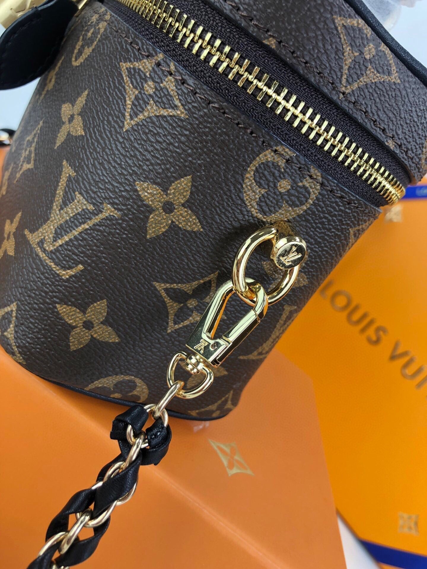 BL - High Quality Bags LUV 026