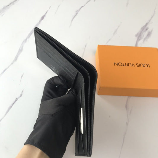 BL - High Quality Wallet LUV 045