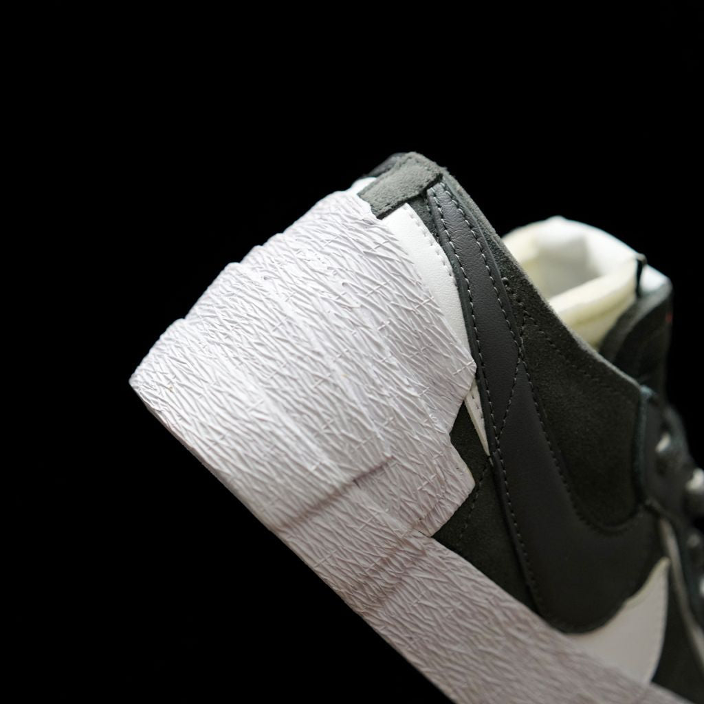 BL - Sacai x Blazer Low Black & White