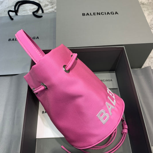 Balen Le Cagole Medium Bucket Bag In Pink, For Women, Bags 11.8in/30cm