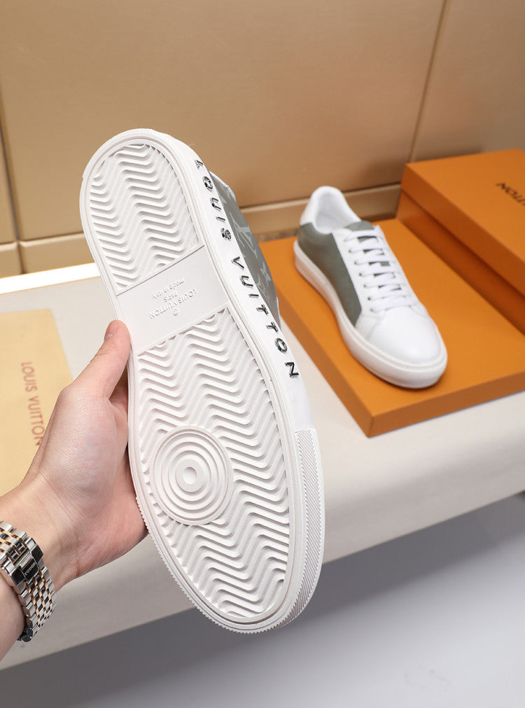 BL - LUV White and Black Sneaker