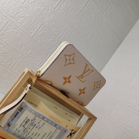 BL - High Quality Wallet LUV 107