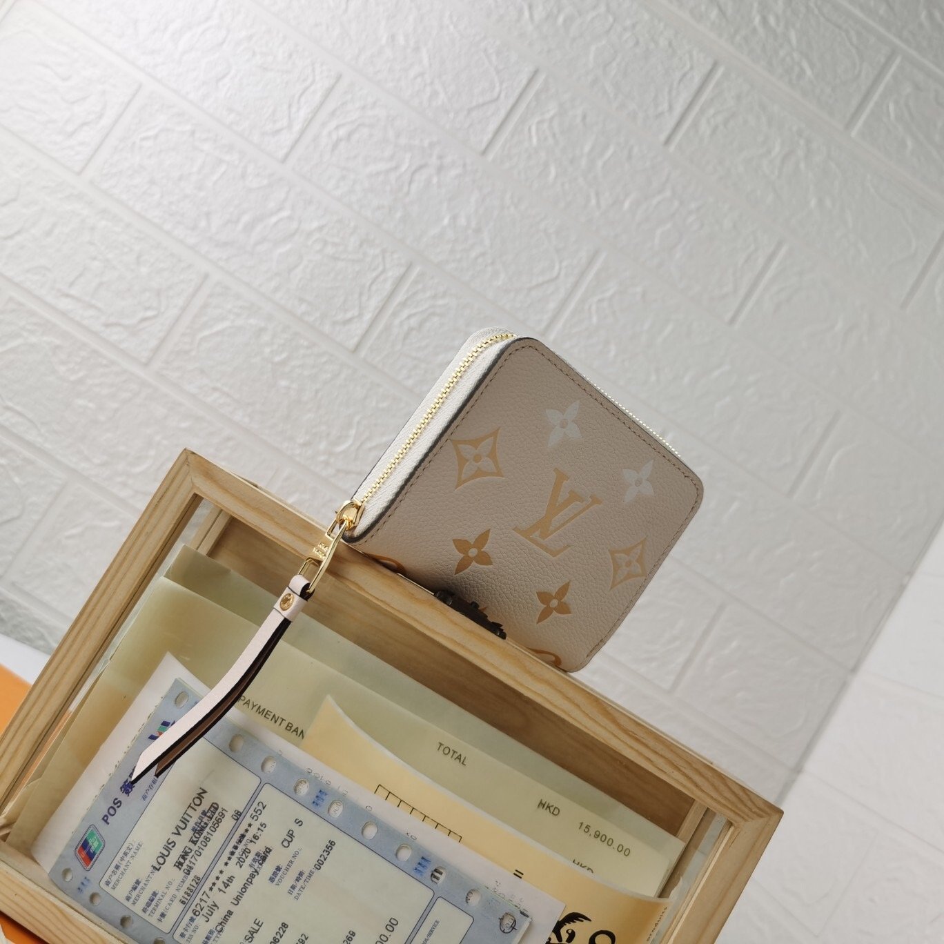 BL - High Quality Wallet LUV 110