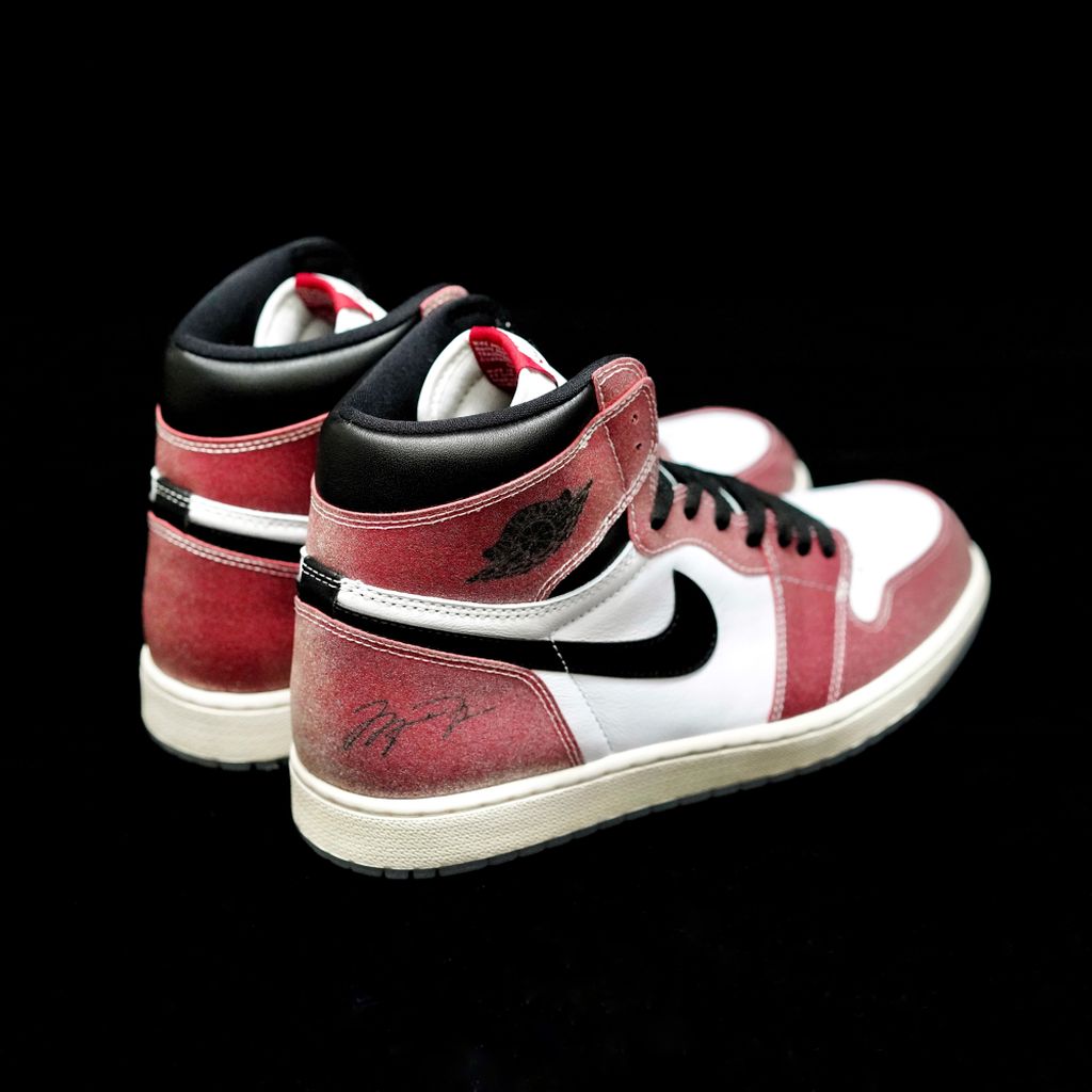 BL - AJ1 Trophy Room Son of JD